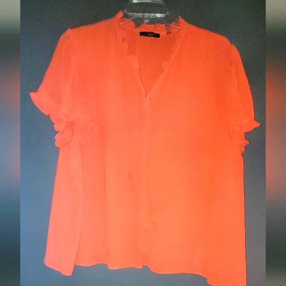 Tahari woman womens blouse ruffle size 3X Orange